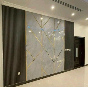Contemporary Wall Design with Central LED Display, Glossy Laminate & Fluted Side Panels